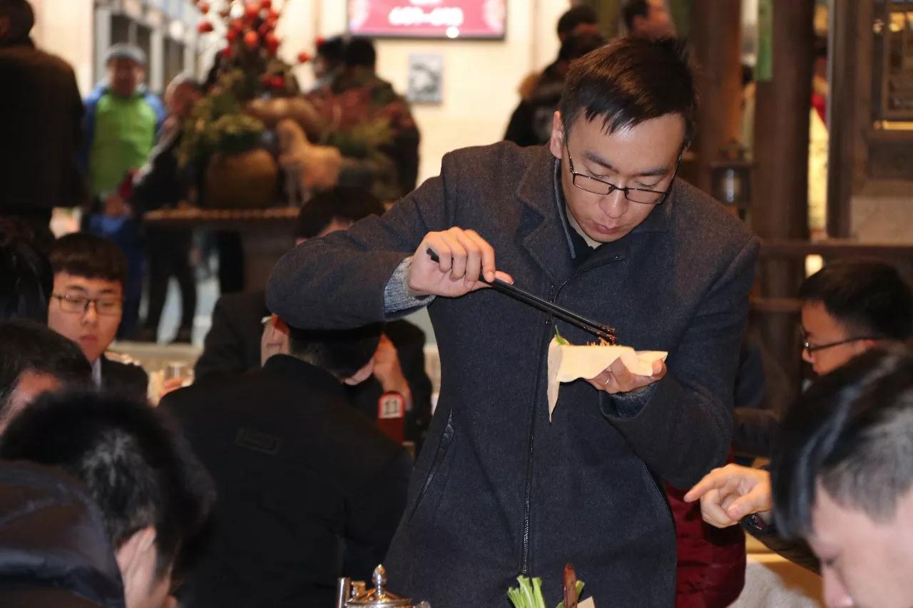 0953042Y4-10.jpg 0953042Y4-10.jpg